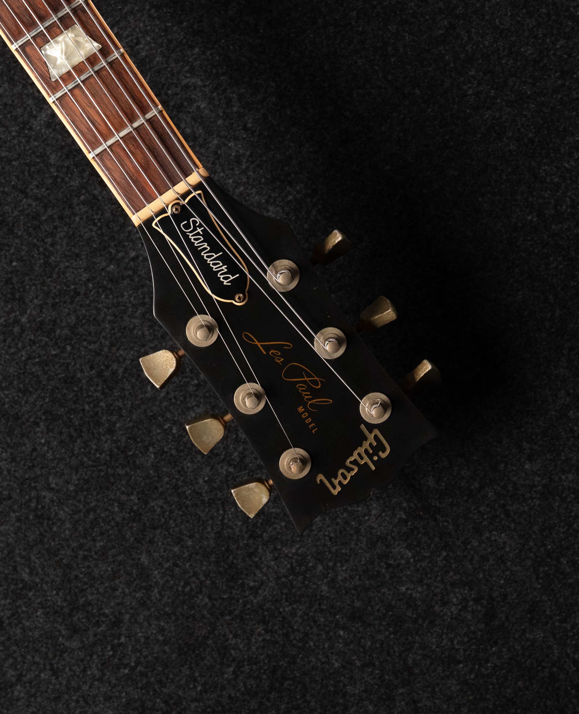 Электрогитара Gibson Les Paul Standard `80 - купить в "Гитарном Клубе"