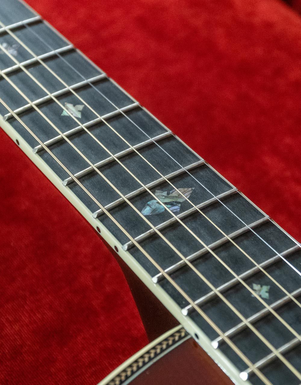 Электроакустическая гитара Gibson J-45 Deluxe Rosewood Burst - купить в "Гитарном Клубе"