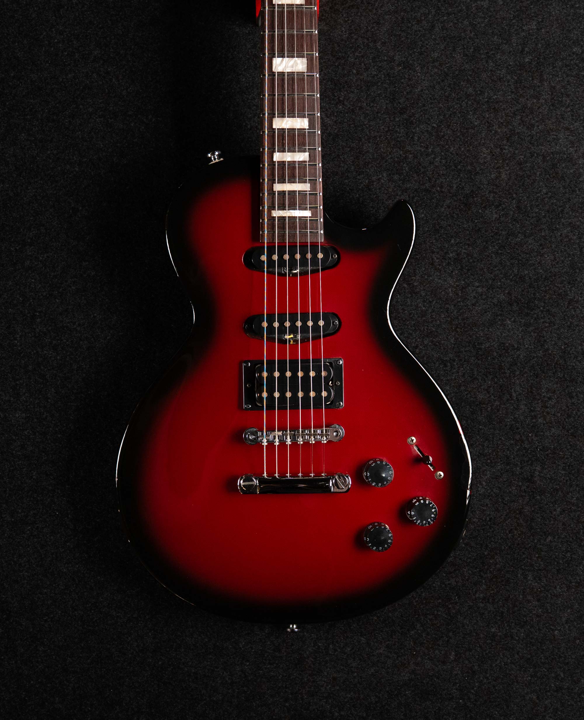 Электрогитара Grass Roots LP’95 - купить в "Гитарном Клубе"