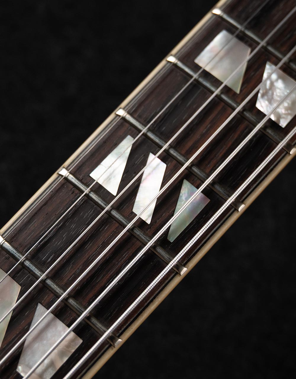 Полуакустическая гитара Peerless Jazz City - купить в "Гитарном Клубе"