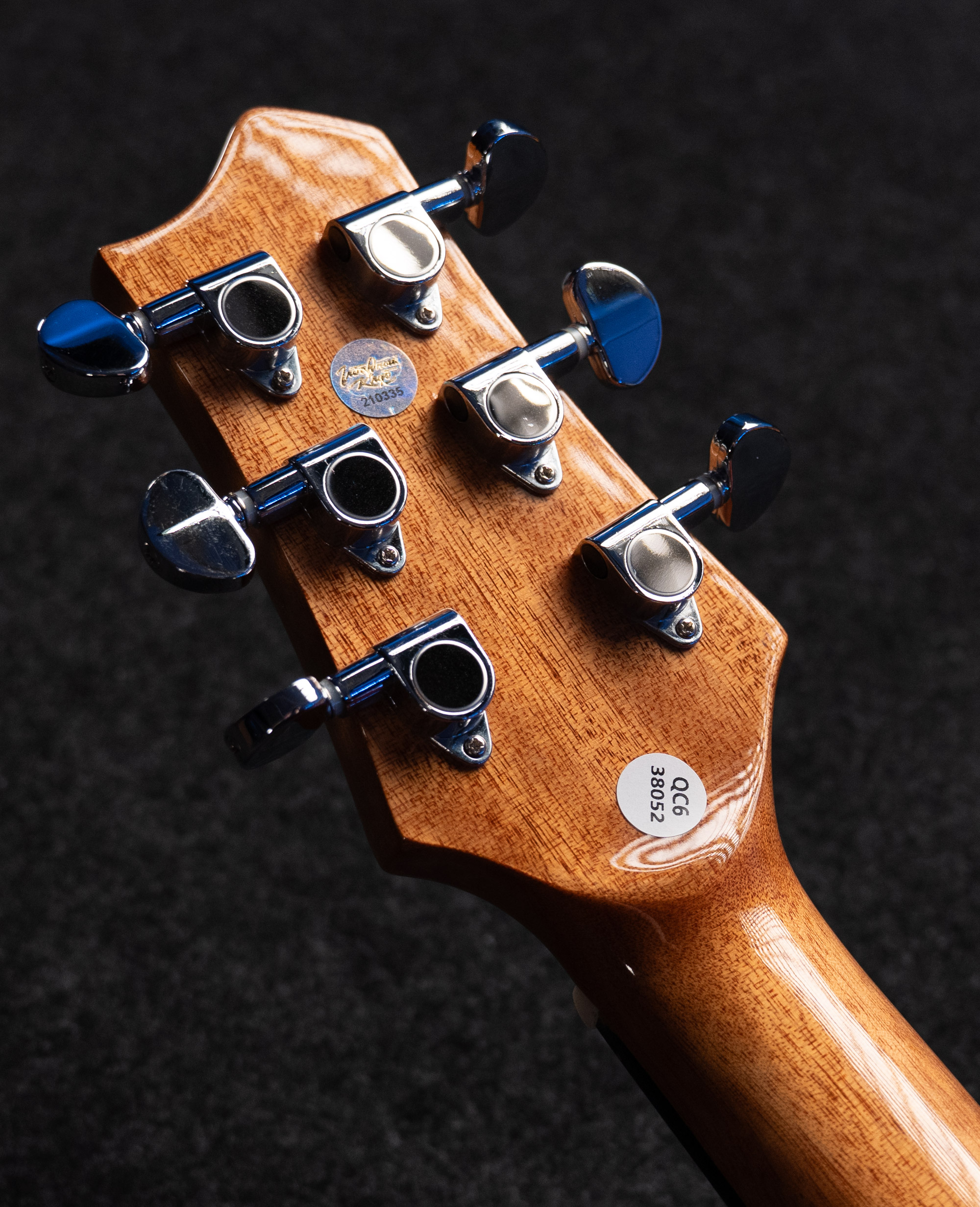 Электроакустическая гитара Ю. Стоянов D STCA - NAT/E - купить в "Гитарном Клубе"