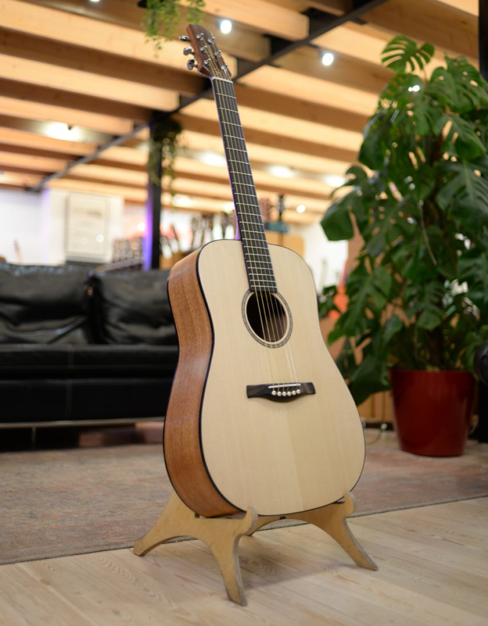 Акустическая гитара Mariachi D-MY, 48 мм - купить в "Гитарном Клубе"