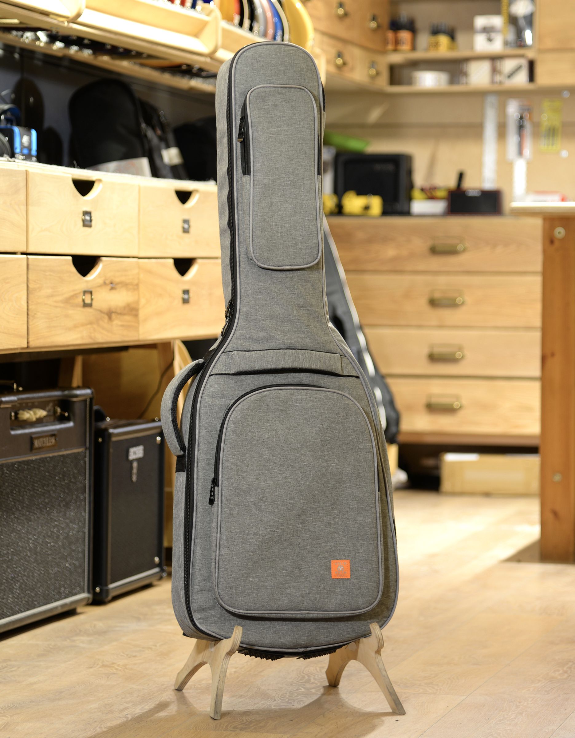 Чехол для электрогитары UNIQKEYS GEB-02DG, Orange Label, Dull Grey - купить в "Гитарном Клубе"