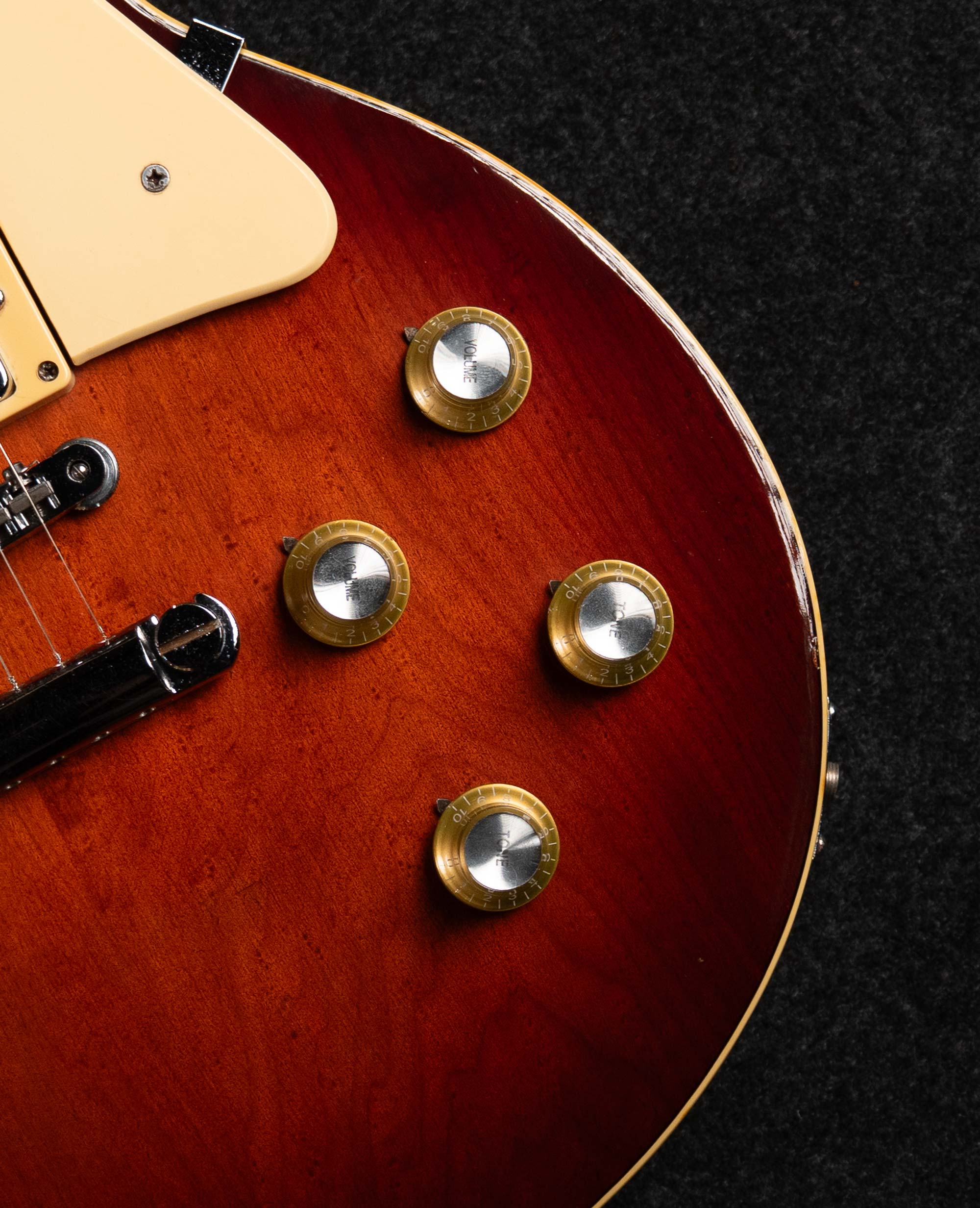 Электрогитара Yamaha Les Paul SL800