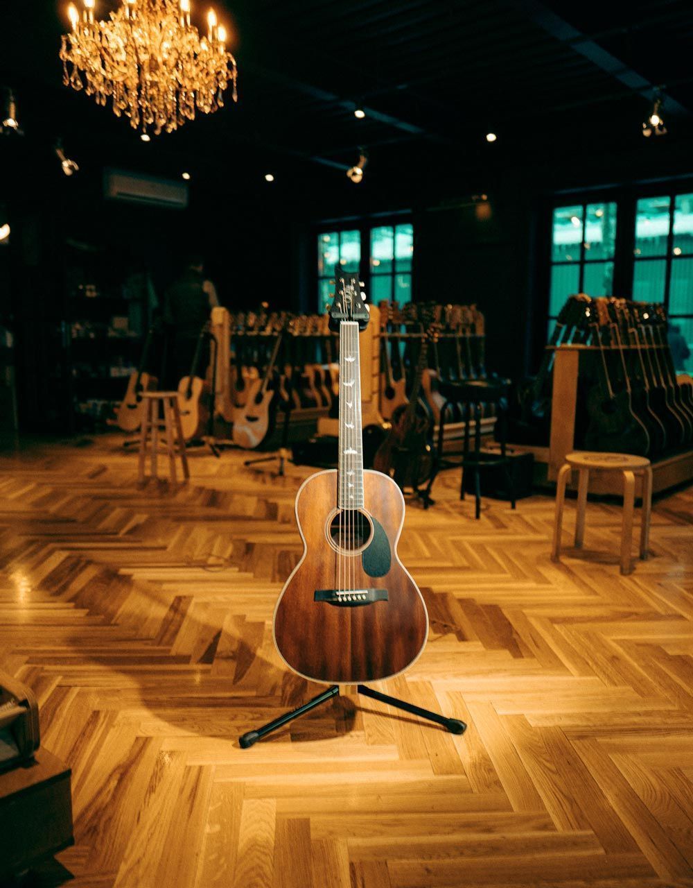 Электроакустическая гитара PRS SE P20E Parlor W/Piezo Satin Mahogany - купить в "Гитарном Клубе"