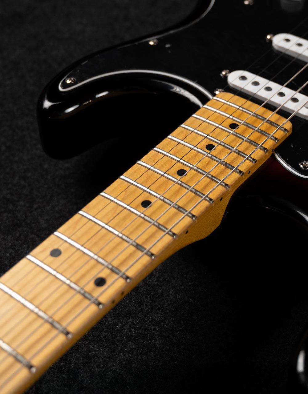 Электрогитара G&L Tribute Legacy 3-Tone Sunburst MP - купить в