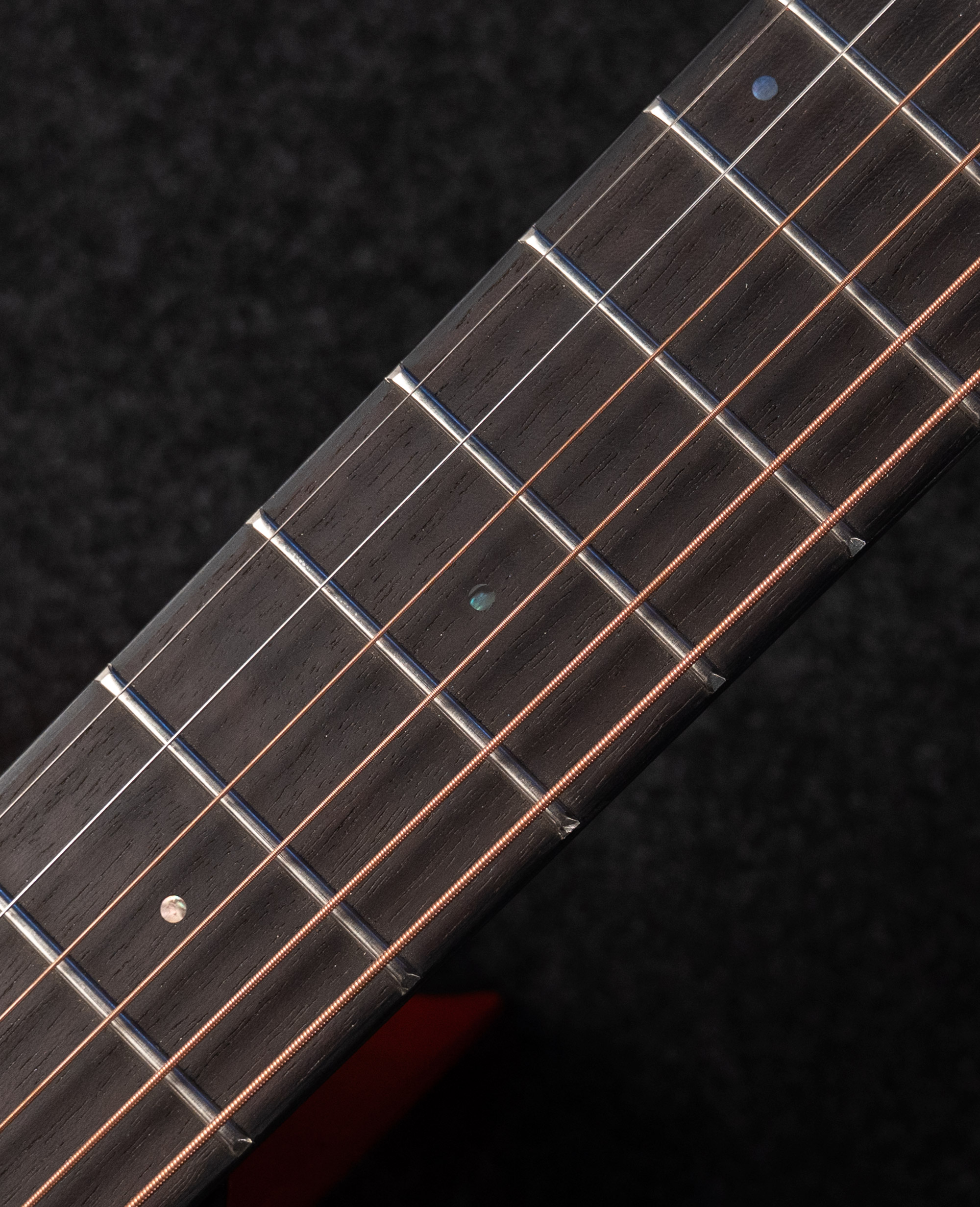 Электроакустическая гитара Ovation CE44P-FKOA Celebrity Elite Plus Mid Cutaway Natural Figured - купить в "Гитарном Клубе"