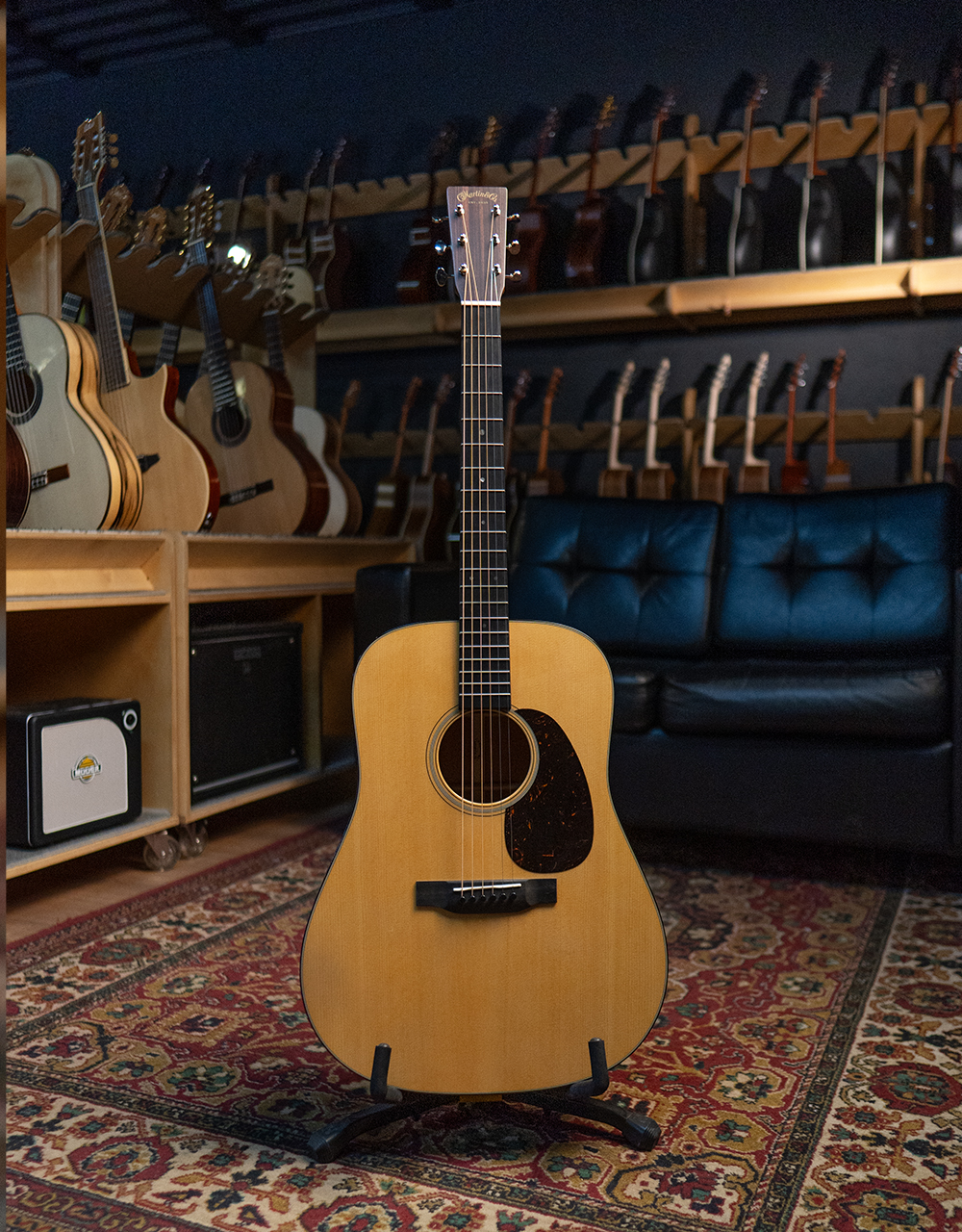 Акустическая гитара Martin D-18 Custom Shop - купить в "Гитарном Клубе"