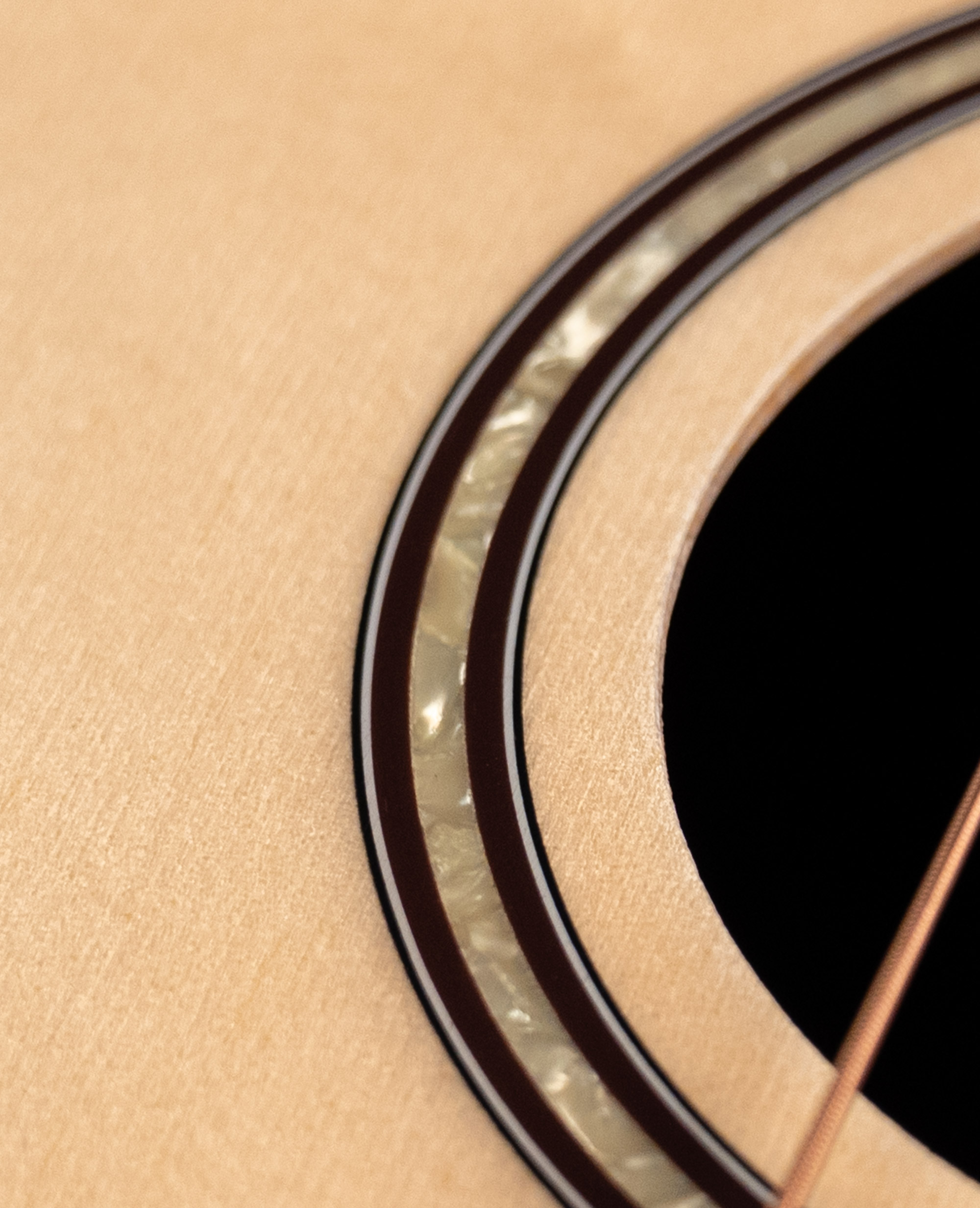 Электроакустическая гитара Ovation Applause AB24II-4S Balladeer Mid Cutaway Natural Satin - купить в "Гитарном Клубе"