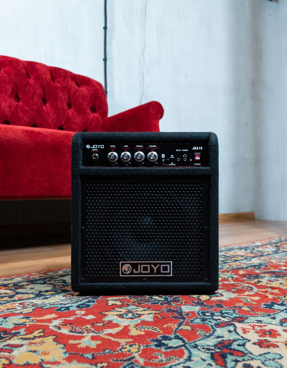 Комбоусилитель для бас-гитары JOYO JBA-10, 10Вт - купить в "Гитарном Клубе"