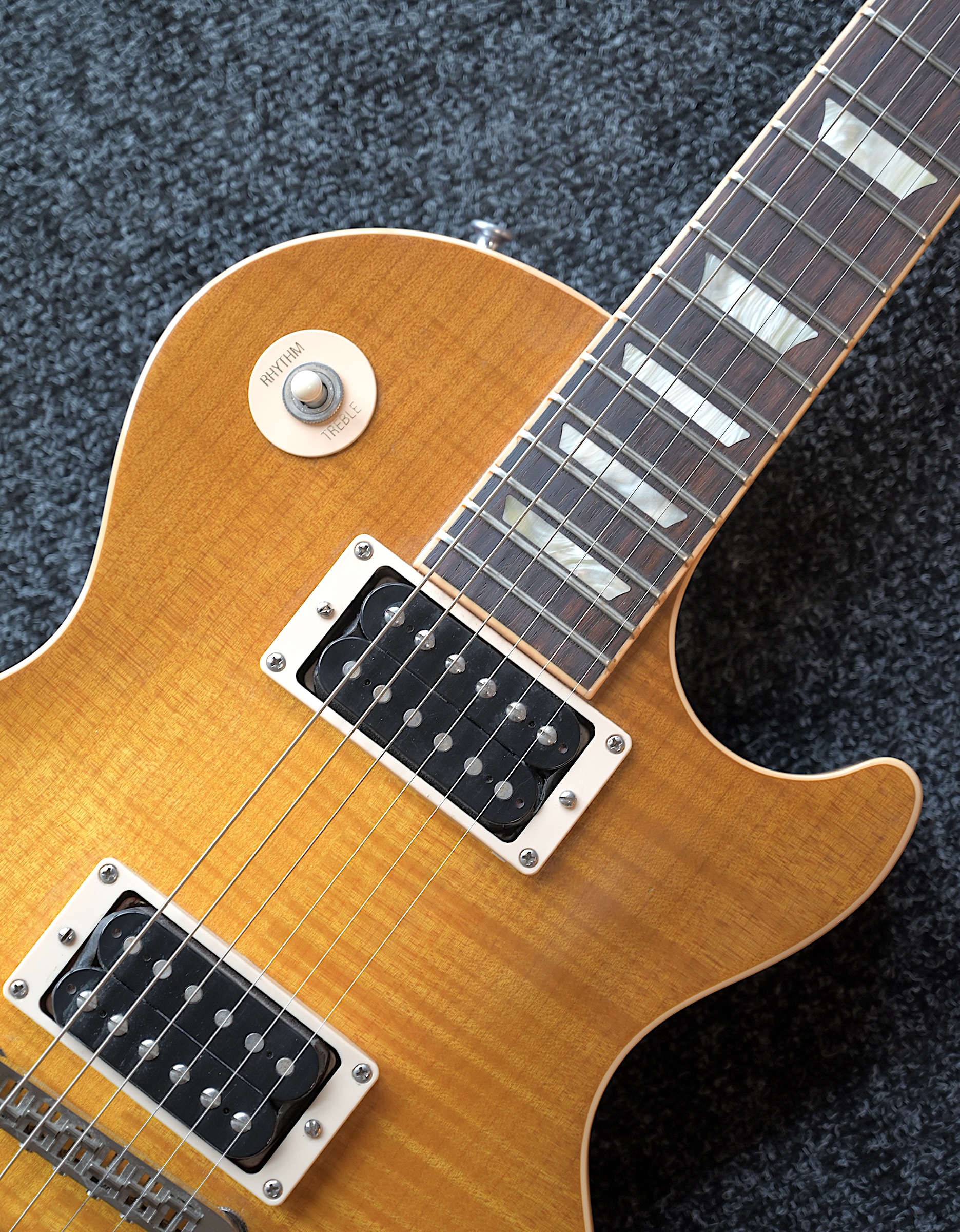 Электрогитара Gibson Les Paul Classic Antique Limited Edition, 2007 - купить в "Гитарном Клубе"