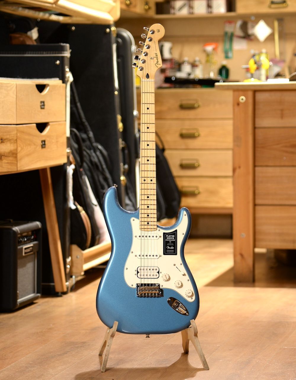 Электрогитара Fender Player Stratocaster MN Tidepool HSS - купить в "Гитарном Клубе"