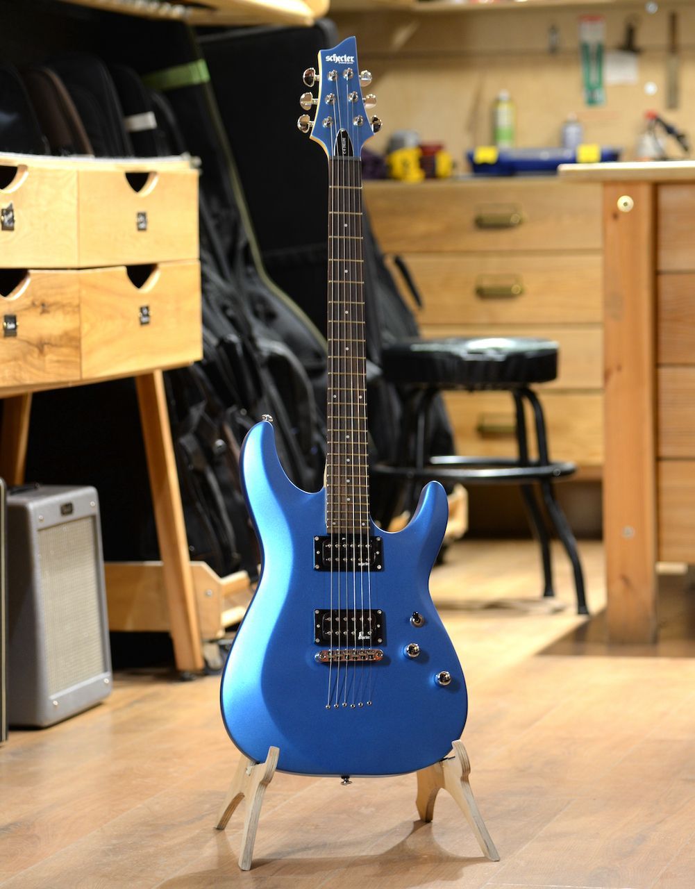 Электрогитара Schecter C-6 Deluxe Satin Metallic Light Blue - купить в "Гитарном Клубе"