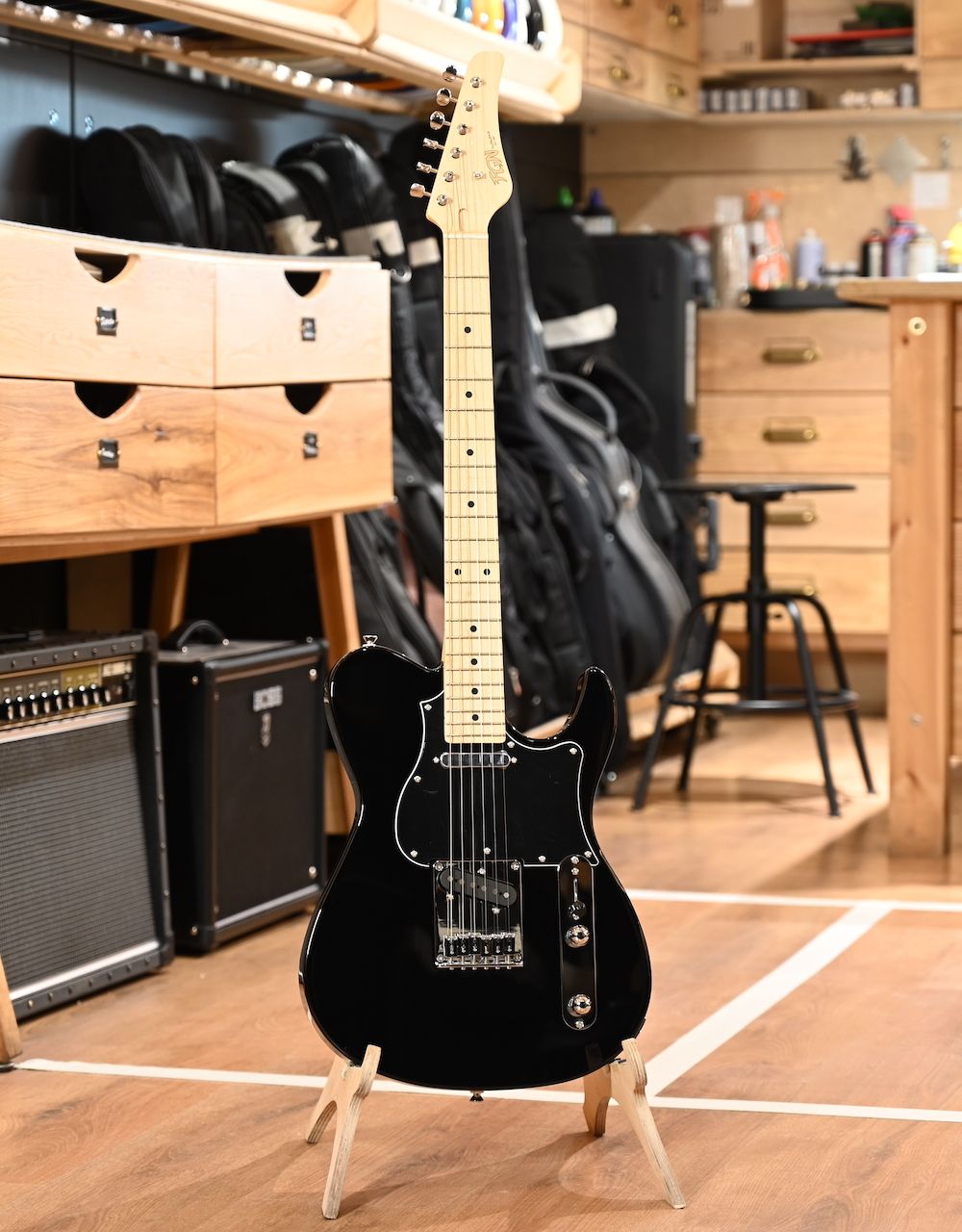 Электргитара FGN Boundary Iliad BIL2M Black - купить в "Гитарном Клубе"