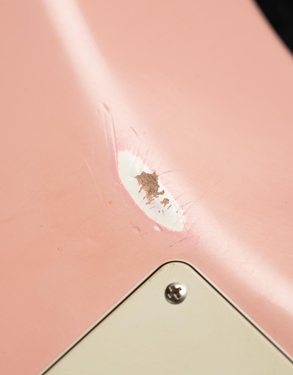 Электрогитара G&L Custom Shop Legacy SSZ RW Nitro Shell Pink - купить в "Гитарном Клубе"