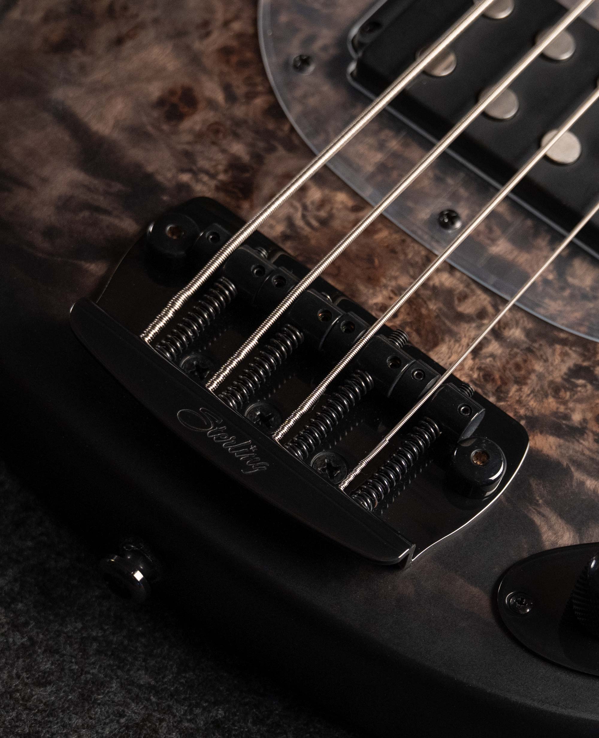 Бас-гитара Sterling StingRay RAY34-PB, Poplar Burl Top, Trans Black - купить в "Гитарном Клубе"