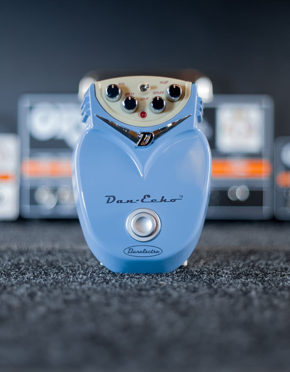 Гитарная педаль Danelectro DE1 Dan Echo - купить в "Гитарном Клубе"