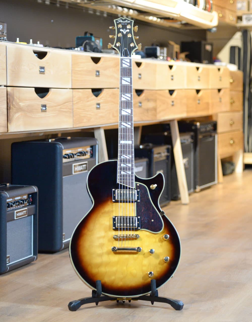 Полуакустическая гитара Peerless Leela 40th Anniversary - купить в "Гитарном Клубе"