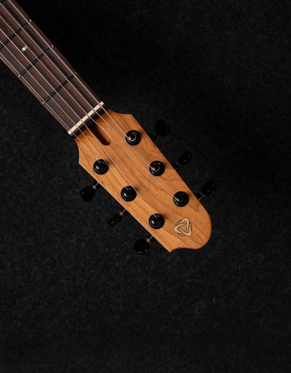 Электрогитара Covenant Custom Model Ate Ruby - купить в "Гитарном Клубе"