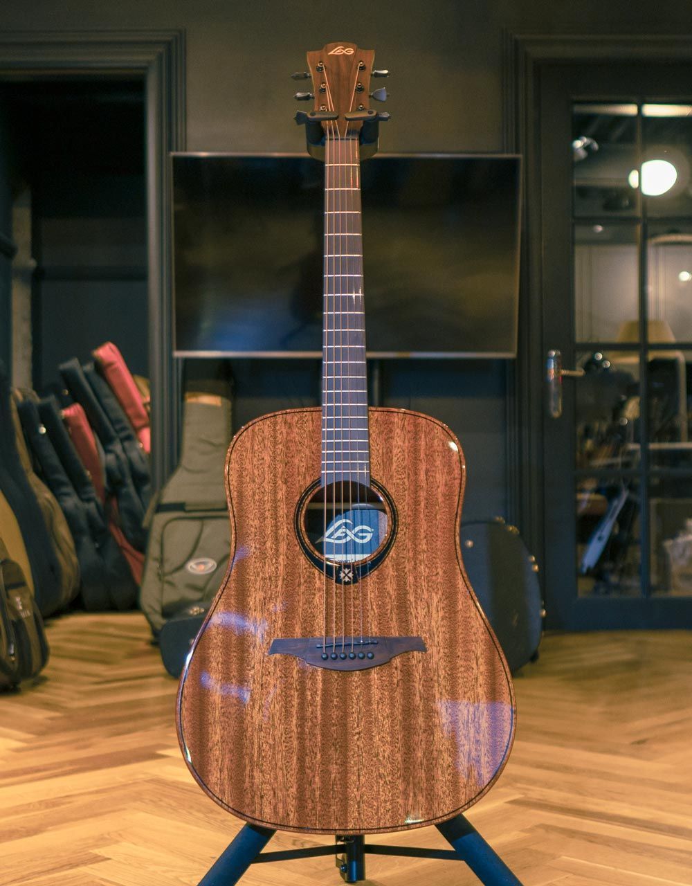 Акустическая гитара LAG GLA T98D - купить в "Гитарном Клубе"