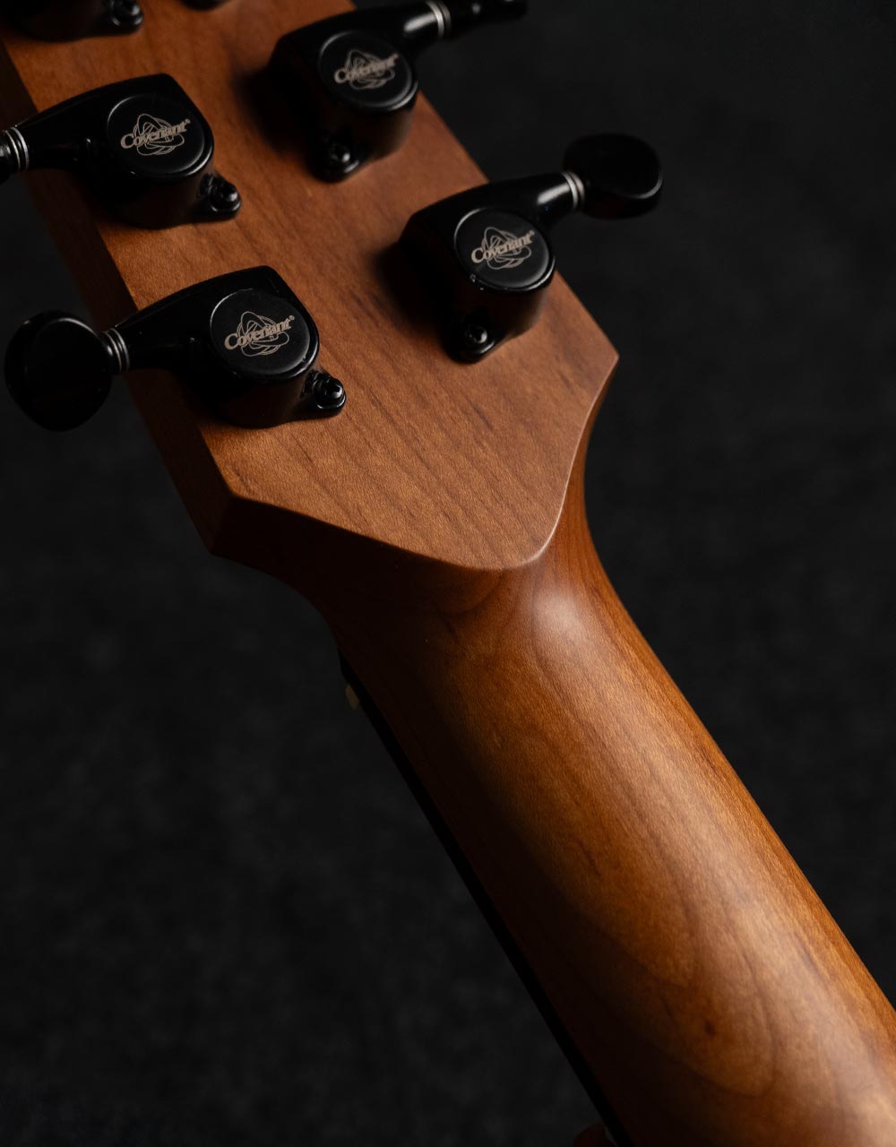 Электрогитара Covenant Custom Model Ate Ruby - купить в "Гитарном Клубе"