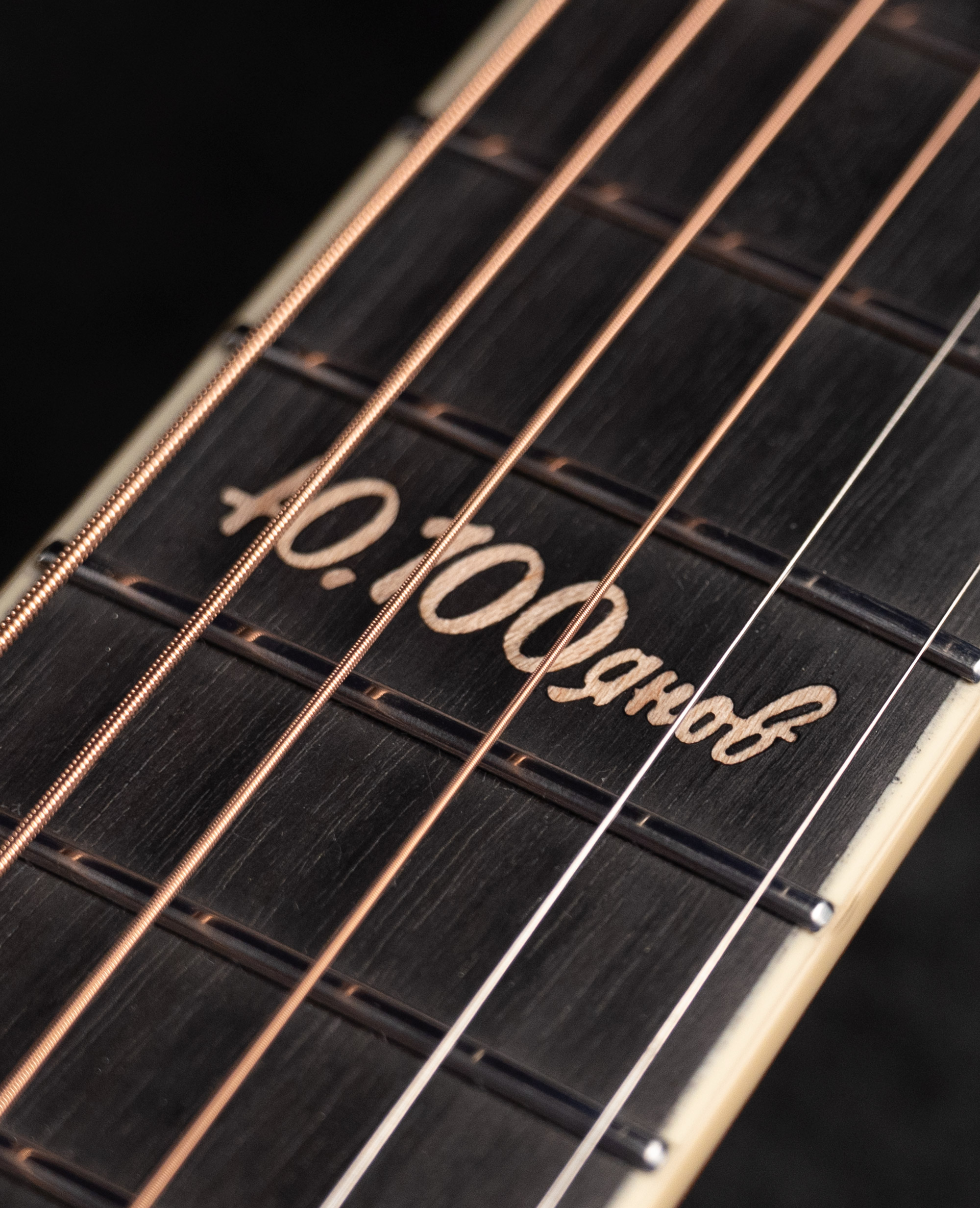 Электроакустическая гитара Ю. Стоянов J ST - NAT/E - купить в "Гитарном Клубе"