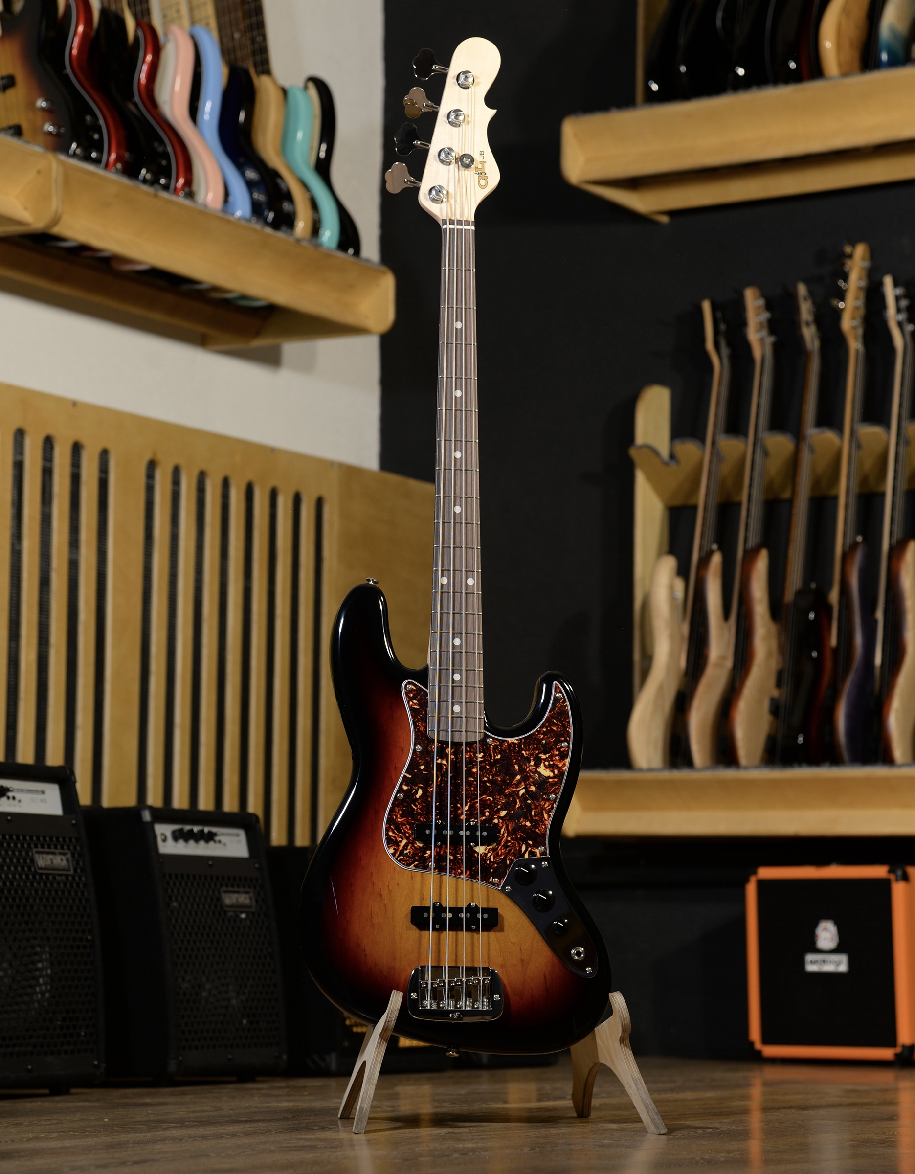 Бас-гитара G&L Builder