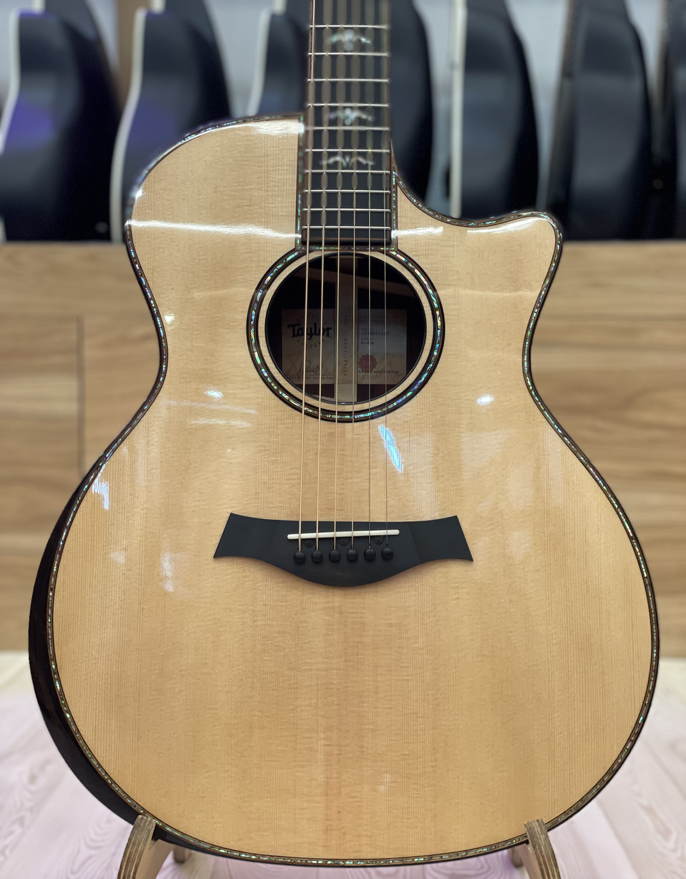 Электроакустическая гитара Taylor 914ce - купить в "Гитарном Клубе"