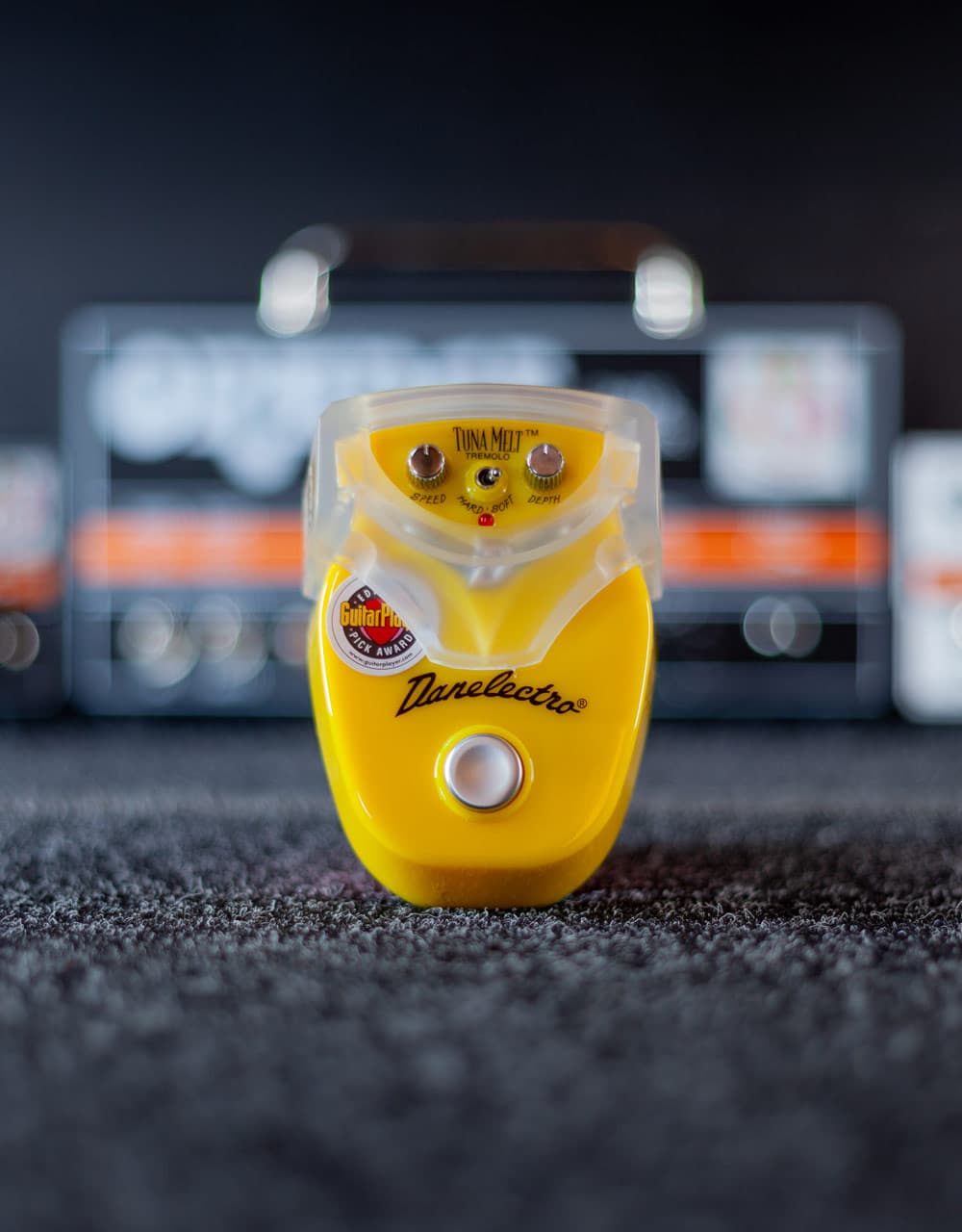 Гитарная педаль Danelectro DJ5 Tuna Melt Tremolo - купить в "Гитарном Клубе"