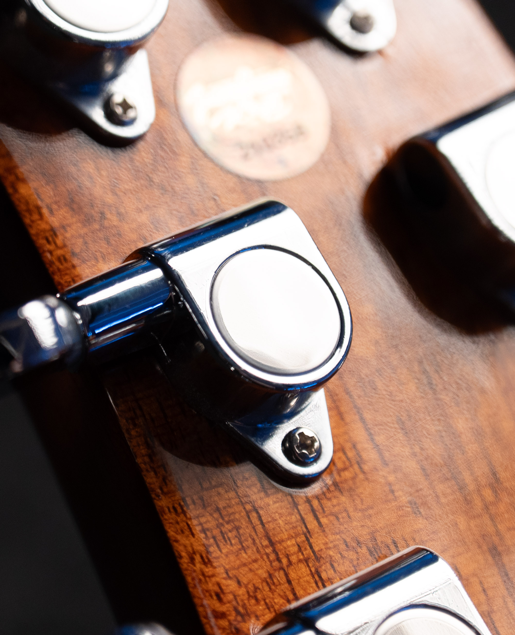 Электроакустическая гитара Ю. Стоянов J ST - NAT/E - купить в "Гитарном Клубе"