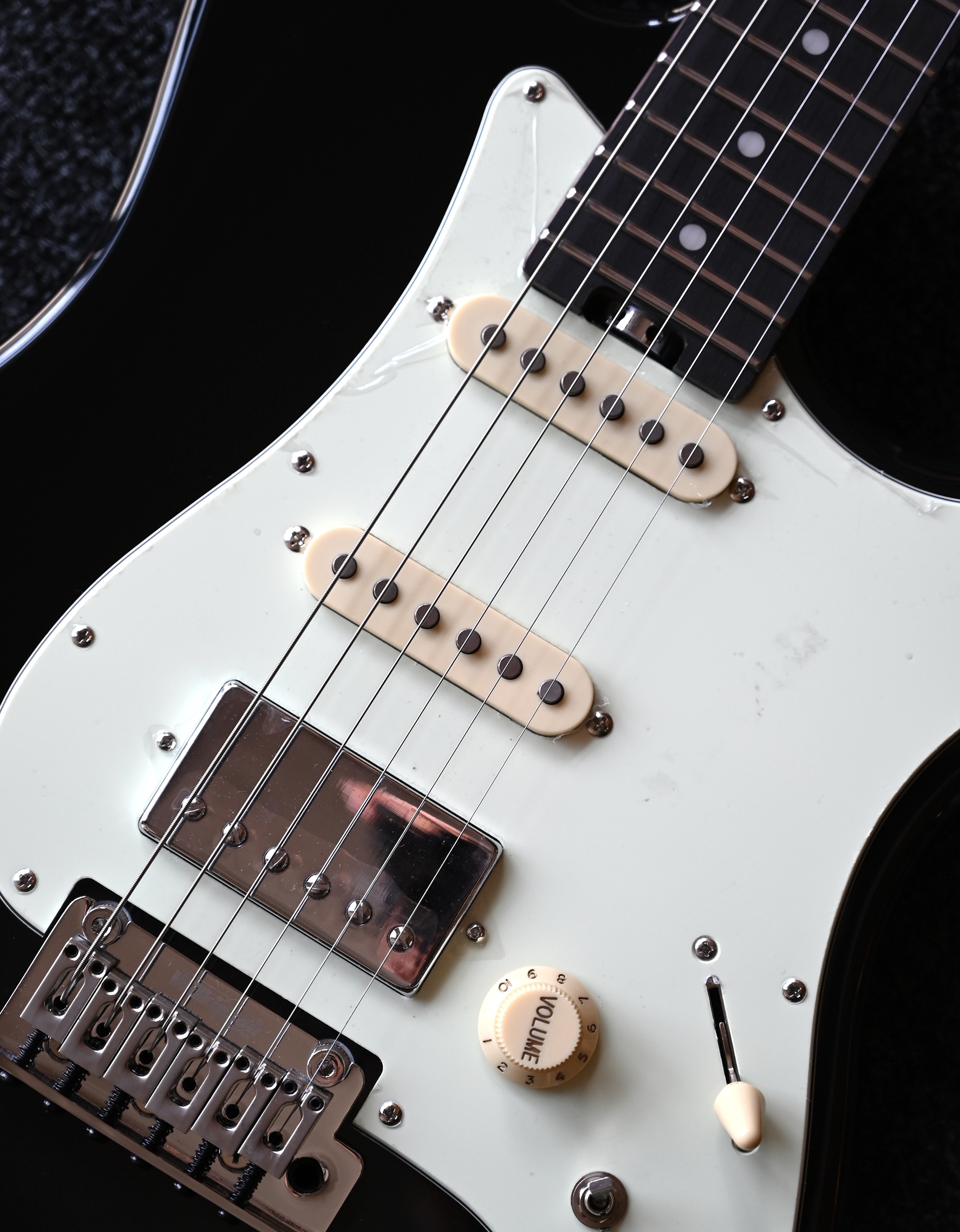 Электрогитара Crafter Charlotte VVS RS Cosmic Black - купить в "Гитарном Клубе"