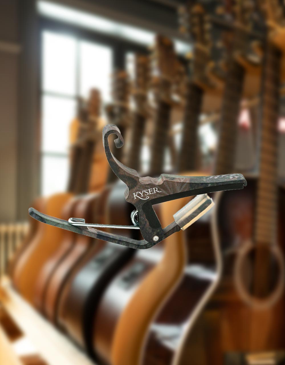 Каподастр для гитары Kyser KG6C - купить в "Гитарном Клубе"