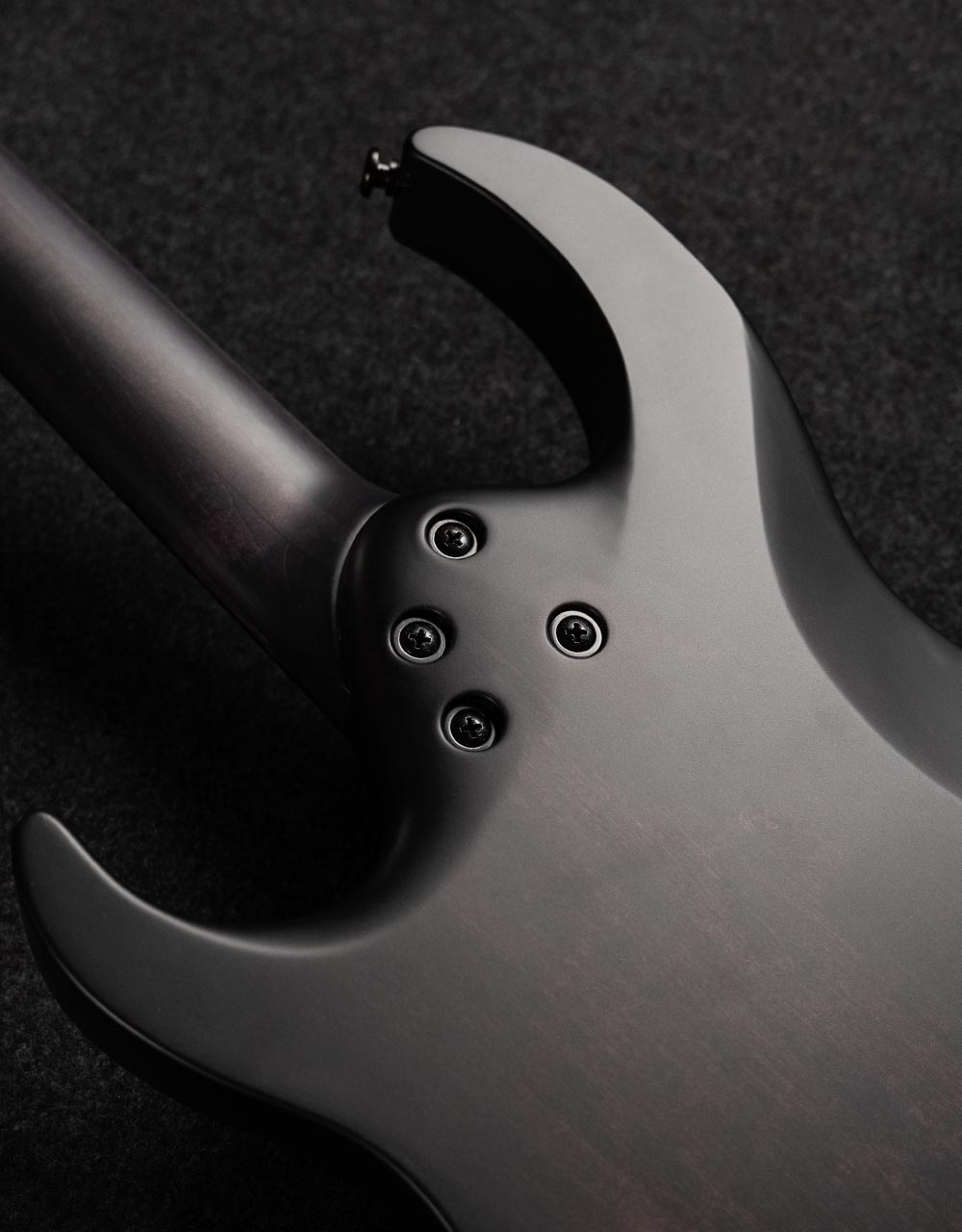 Электрогитара Inspector Phoenix 6 LE black - купить в "Гитарном Клубе"