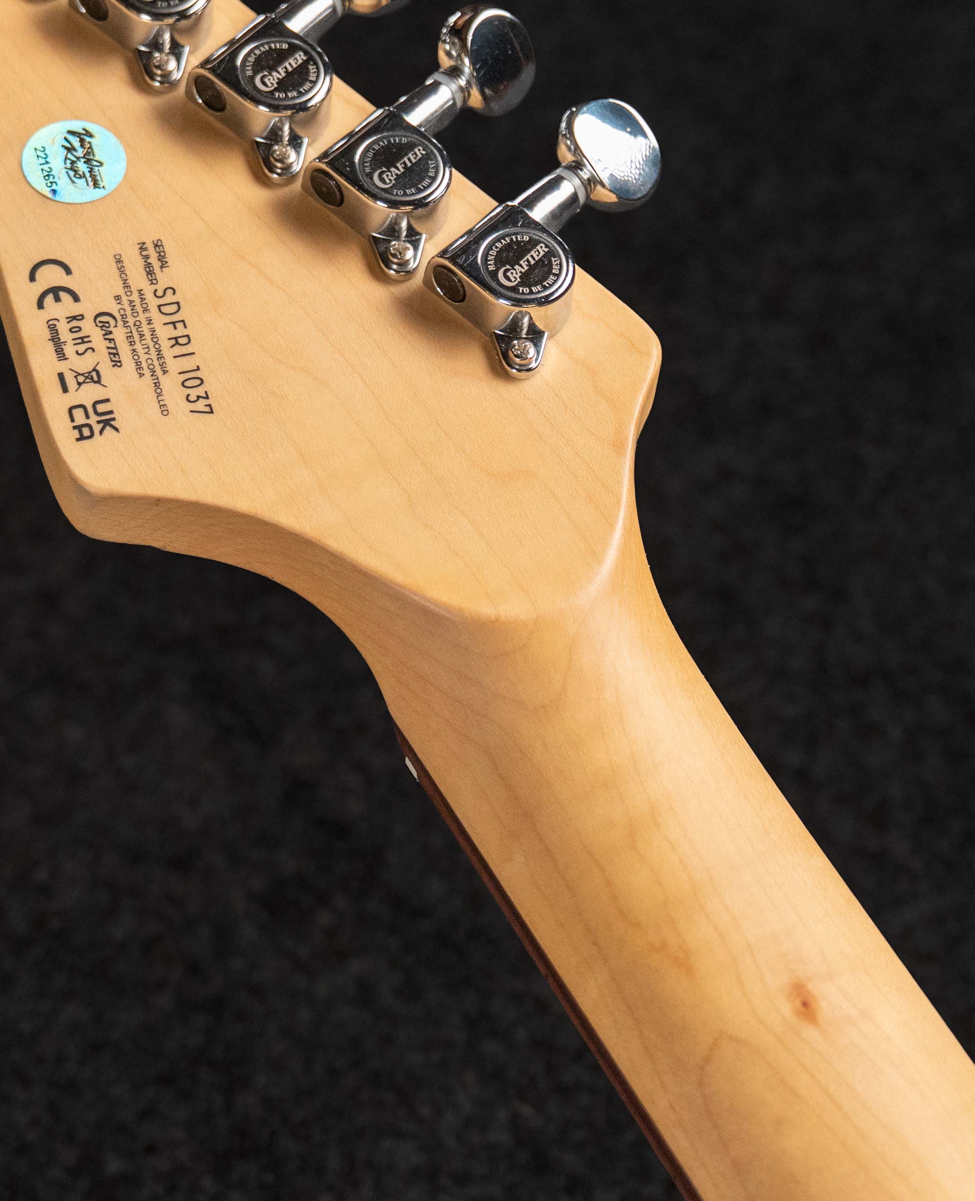 Электрогитара Crafter Charlotte S VVS MP Malty White - купить в "Гитарном Клубе"