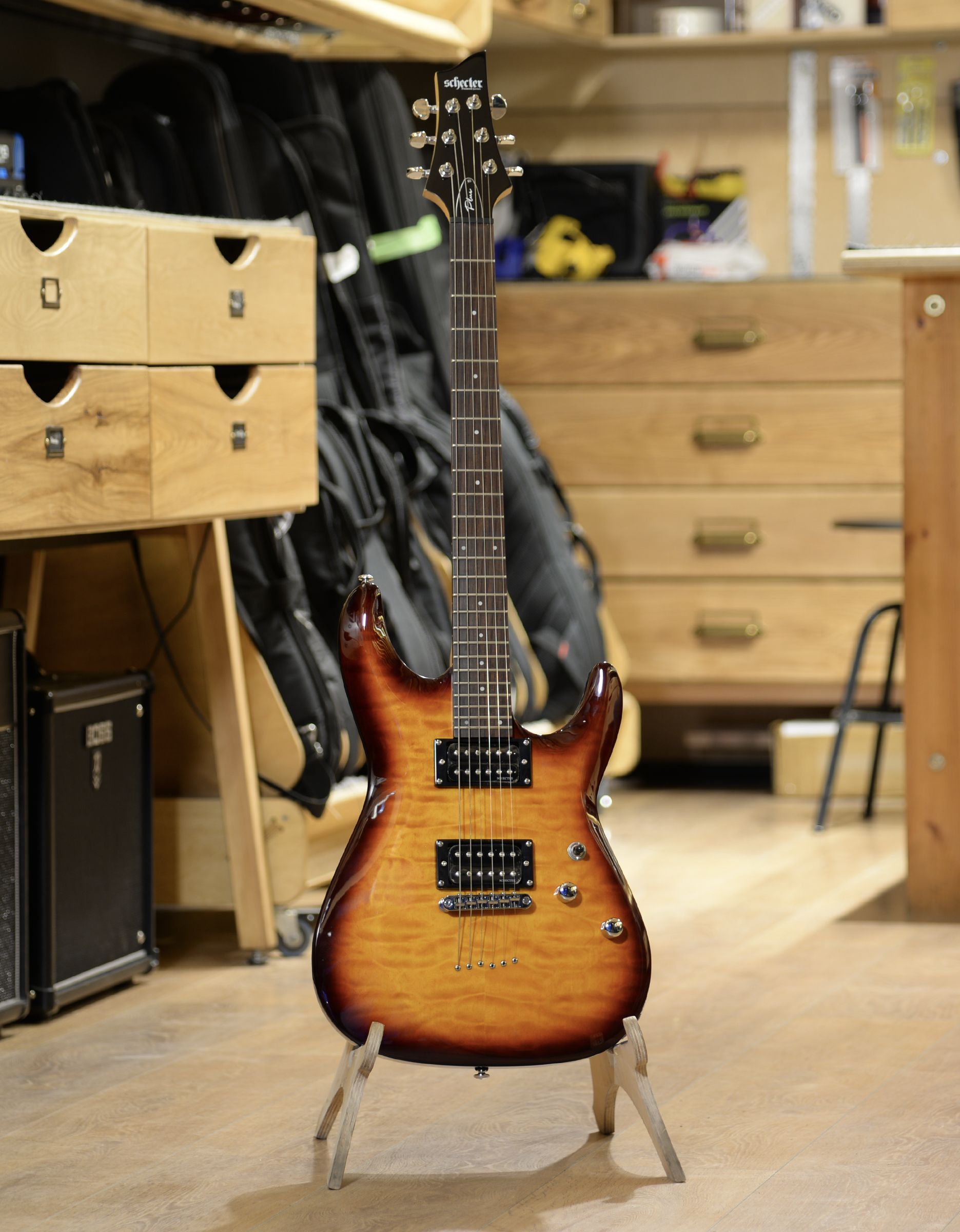 Электрогитара Schecter C-6 Plus Vintage Sunburst - купить в "Гитарном Клубе"