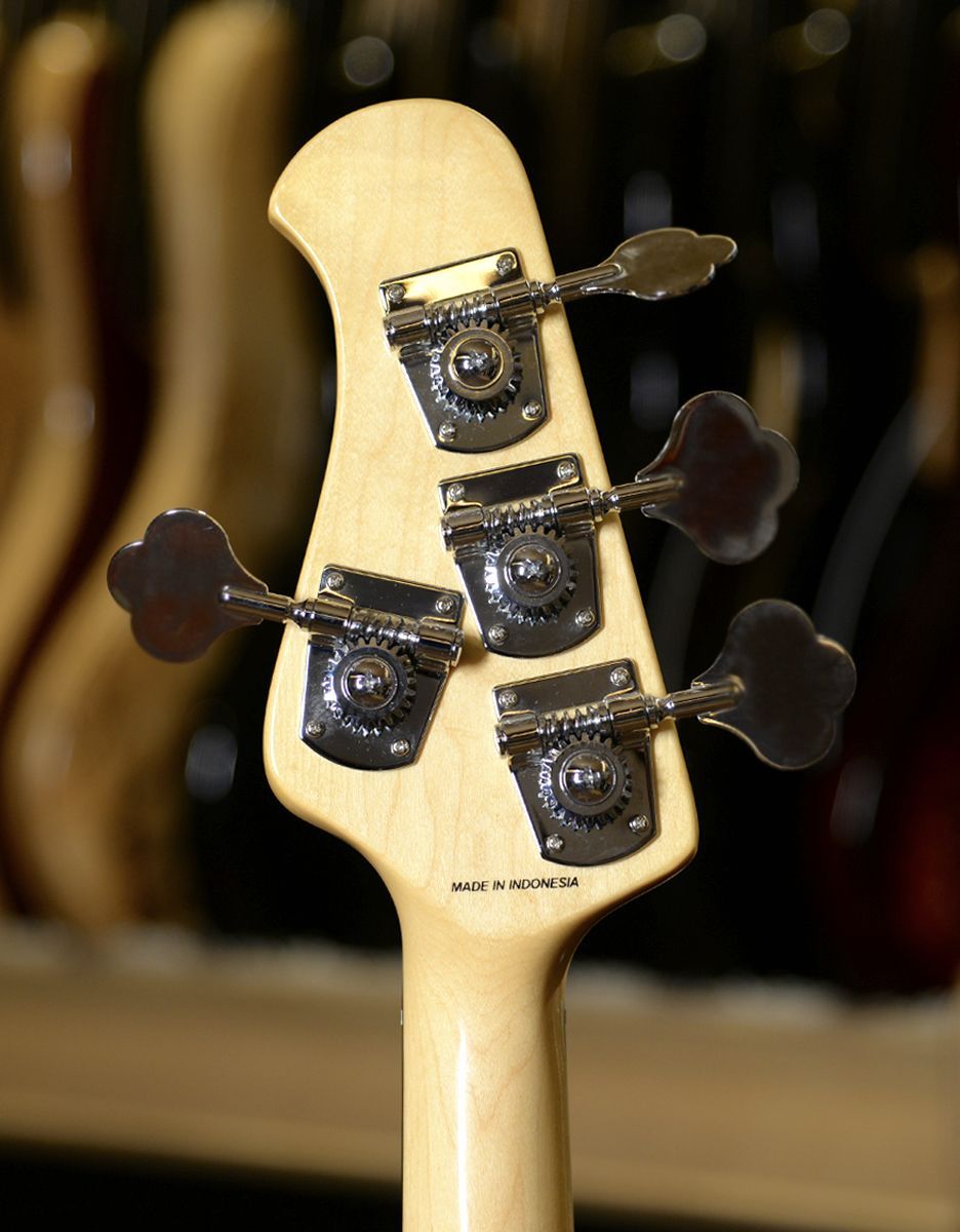 Бас-гитара Sterling RAY34 3-Tone Sunburst - купить в "Гитарном Клубе"
