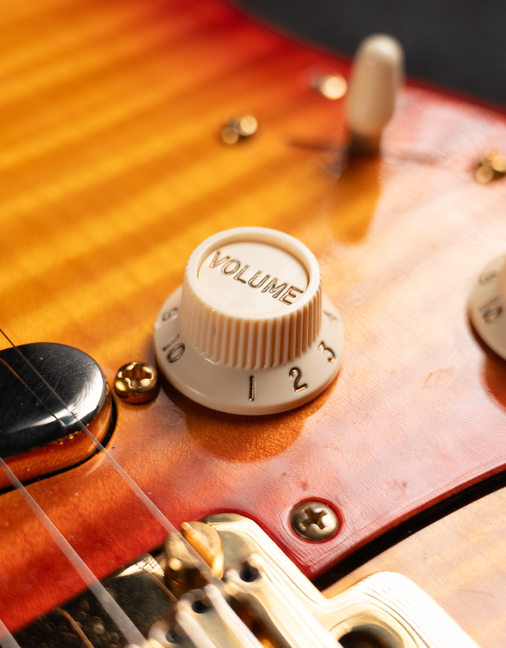 Электрогитара Fender Custom Shop Masterbuilt Yuriy Shishkov Russian Stratocaster Masterbuild Shishko - купить в "Гитарном Клубе"