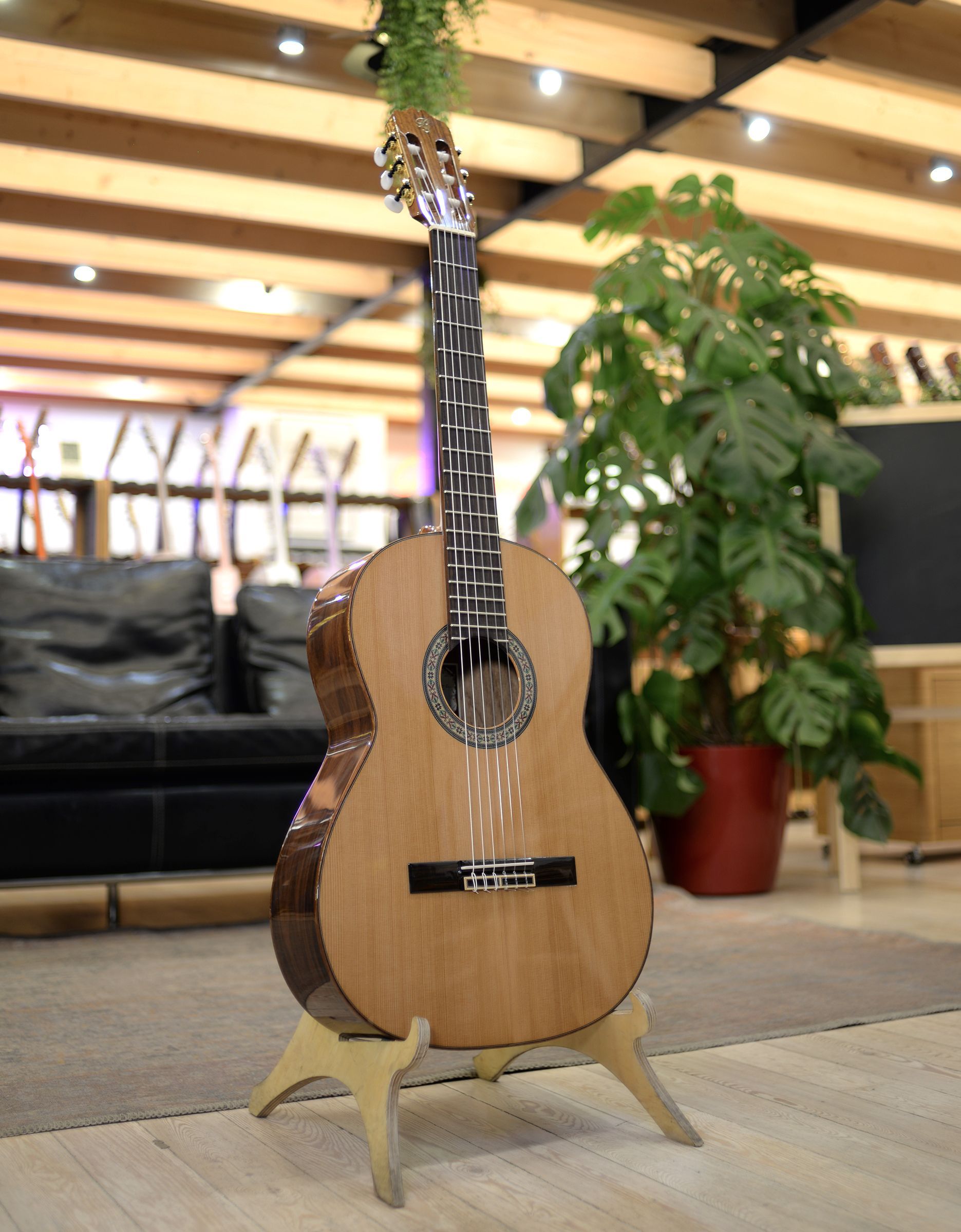 Классическая гитара Prudencio Saez 3-S (12) Cedar - купить в "Гитарном Клубе"