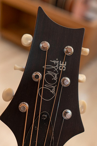 Электроакустическая гитара PRS SE P20E Parlor W/Piezo Satin Tobacco Sunburst - купить в "Гитарном Клубе"