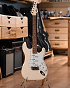 Электрогитара G&L Tribute Comanche Olympic White Jatoba - купить в "Гитарном Клубе"