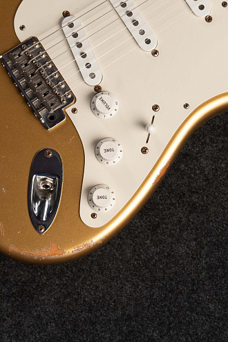 Электрогитара Fender American Original 