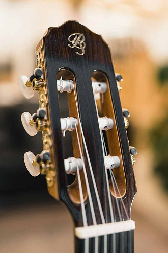 Классическая гитара Prudencio Saez 4-CW (56) Cedar - купить в "Гитарном Клубе"