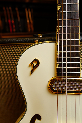 Электрогитара Duesenberg Starplayer TV Phonic, Venetian White, `2017 - купить в "Гитарном Клубе"