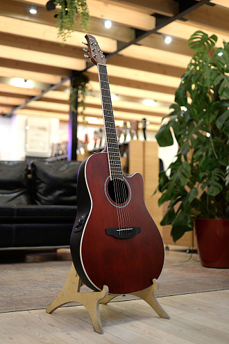 Электроакустическая гитара Ovation Applause AB24II-2S Balladeer Cutaway Ruby Red Satin - купить в "Гитарном Клубе"