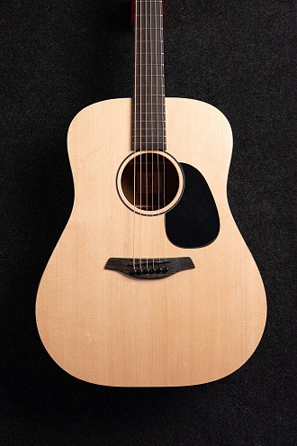 Акустическая гитара Furch Violet D-SM - купить в "Гитарном Клубе"