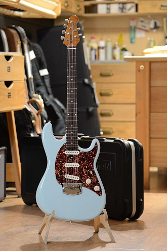 Электрогитара Music Man Cutlass SSS, Powder Blue - купить в "Гитарном Клубе"