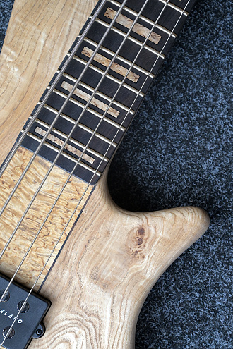 Бас-гитара Poznysh Headless Bass 5 - купить в "Гитарном Клубе"