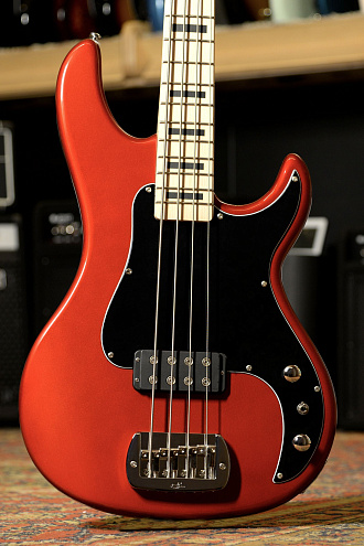 Бас-гитара G&L Tribute Kiloton Candy Apple Red MP Poplar - купить в "Гитарном Клубе"