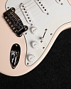 Электрогитара G&L Tribute Legacy Gloss White MP Poplar - купить в "Гитарном Клубе"