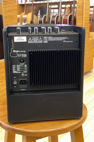 Комбоусилитель для акустической гитары Acus One ForStrings 5T Black, 75Вт - купить в "Гитарном Клубе"